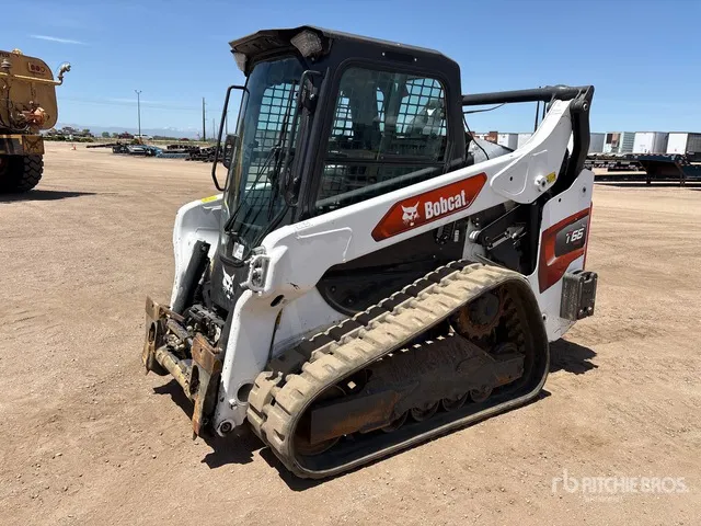 2022 Bobcat T66 Compact Track Loader