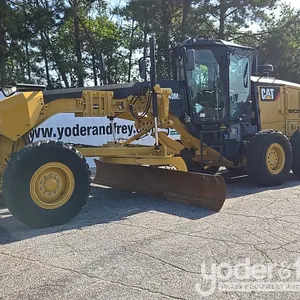 2019 CAT 140M3 