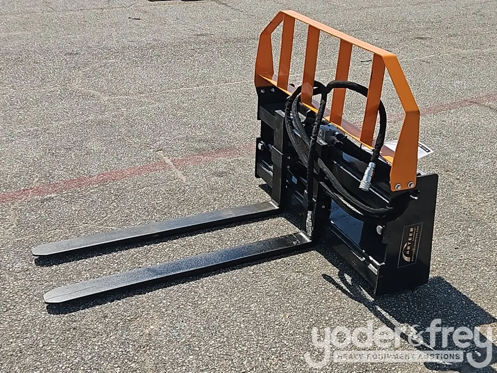 Unused Arteer 48” Hydraulic Pallet Fork(HPF-48L) to suit Skidsteer