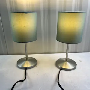 2 Desk Lamps