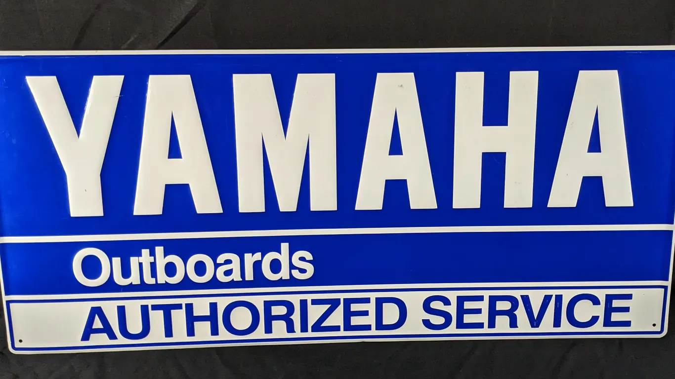 EMBOSSED ALUMINUM SIGN YAMAHA OUTBOARDS AUTHORIZED SERVICE