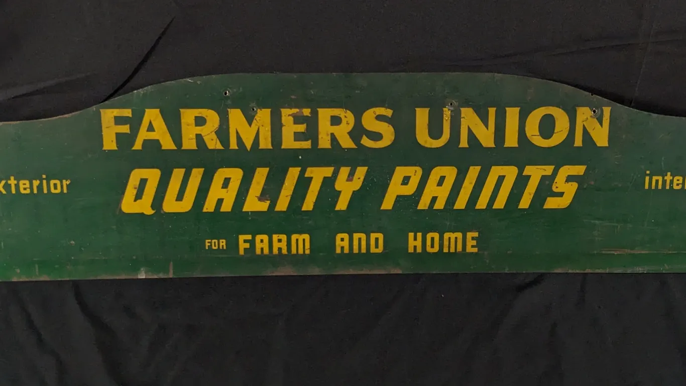 TIN RACK SIGN FARMERS UNION QUALITY PAINTS FOR FARM AND HOME