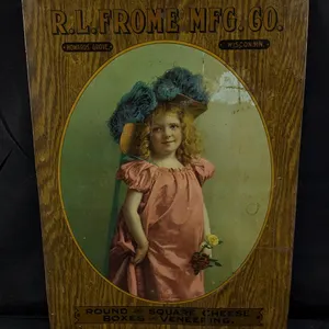 TOC TIN SIGN R.L. FROME MFG CO HOWARDS GROVE WISCONSIN ROUND & SQUARE CHEESE BOXES & VERNEERING