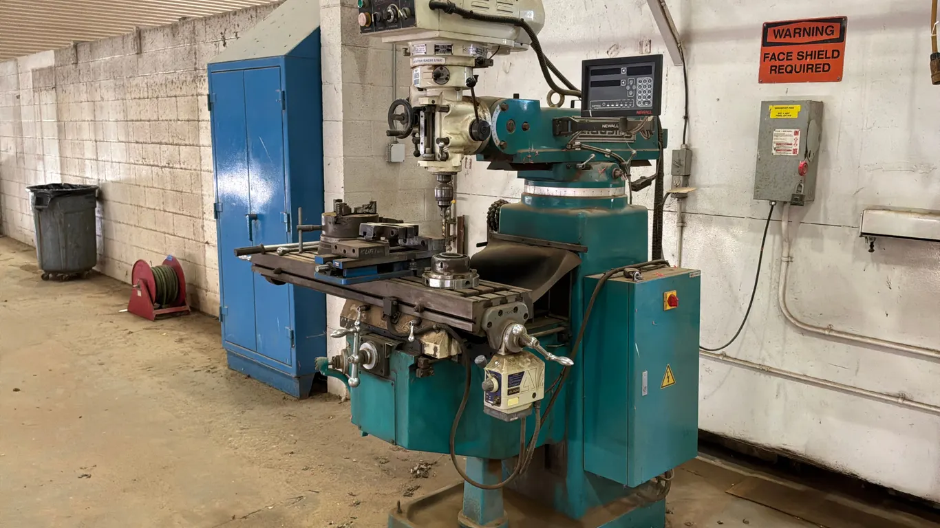 CLAUSING MILLING MACHINE, MODEL#400EVS08, SERIAL#1718569, NEWALL FEED SYSTEM, EXTRA TOOLING