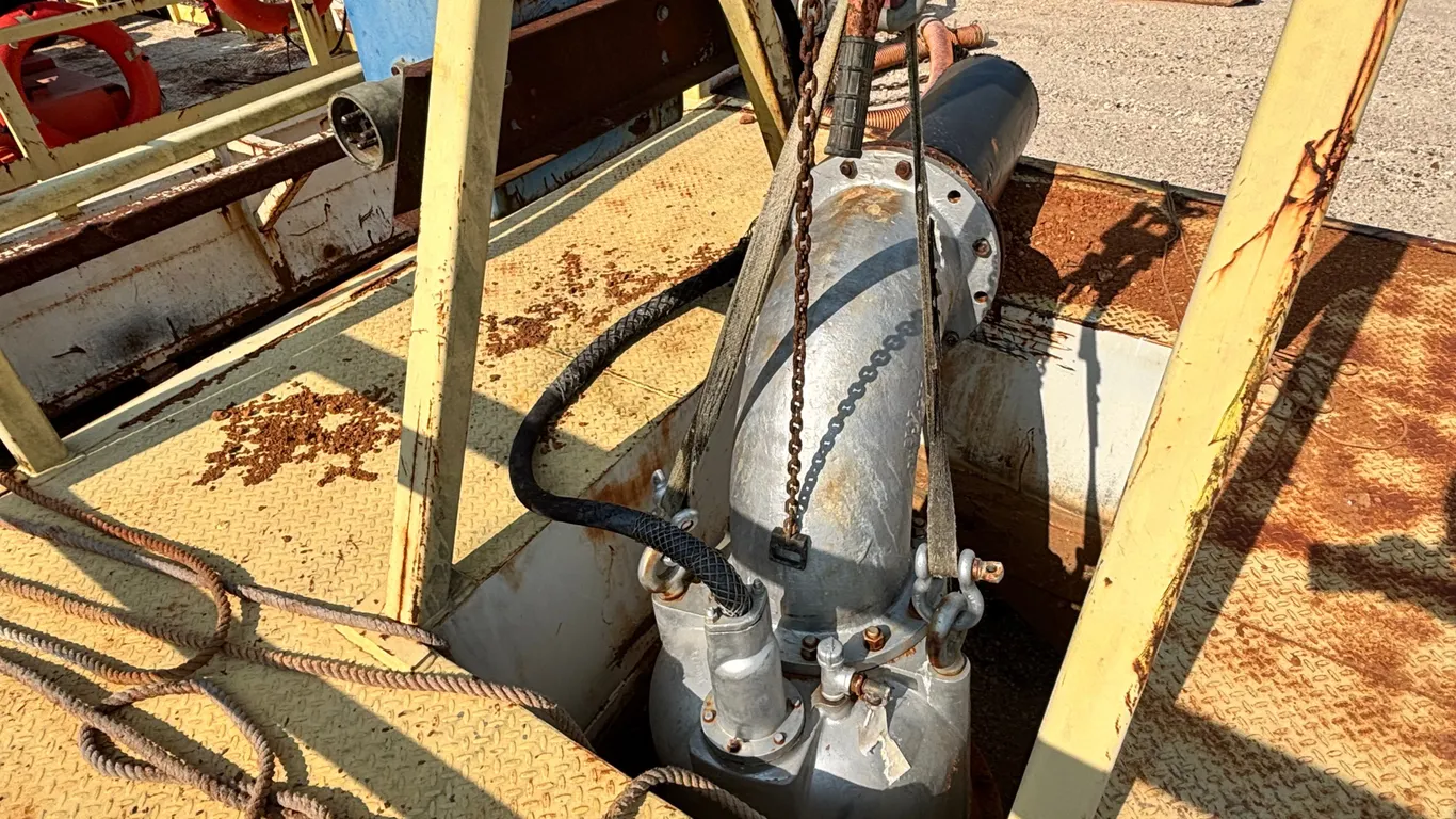 GORMAN RUPP S12A1-E140 12 IN. ELECTRIC SUBMERSIBLE DEWATERING BARGE MOUNTED PUMP SN: 1403729
