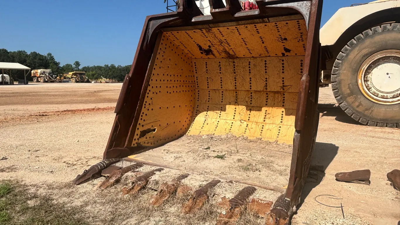 KOMEX 109 IN. 15.7 CYD EXCAVATOR BUCKET TO FIT KOMATSU PC 1800 SN: D02631