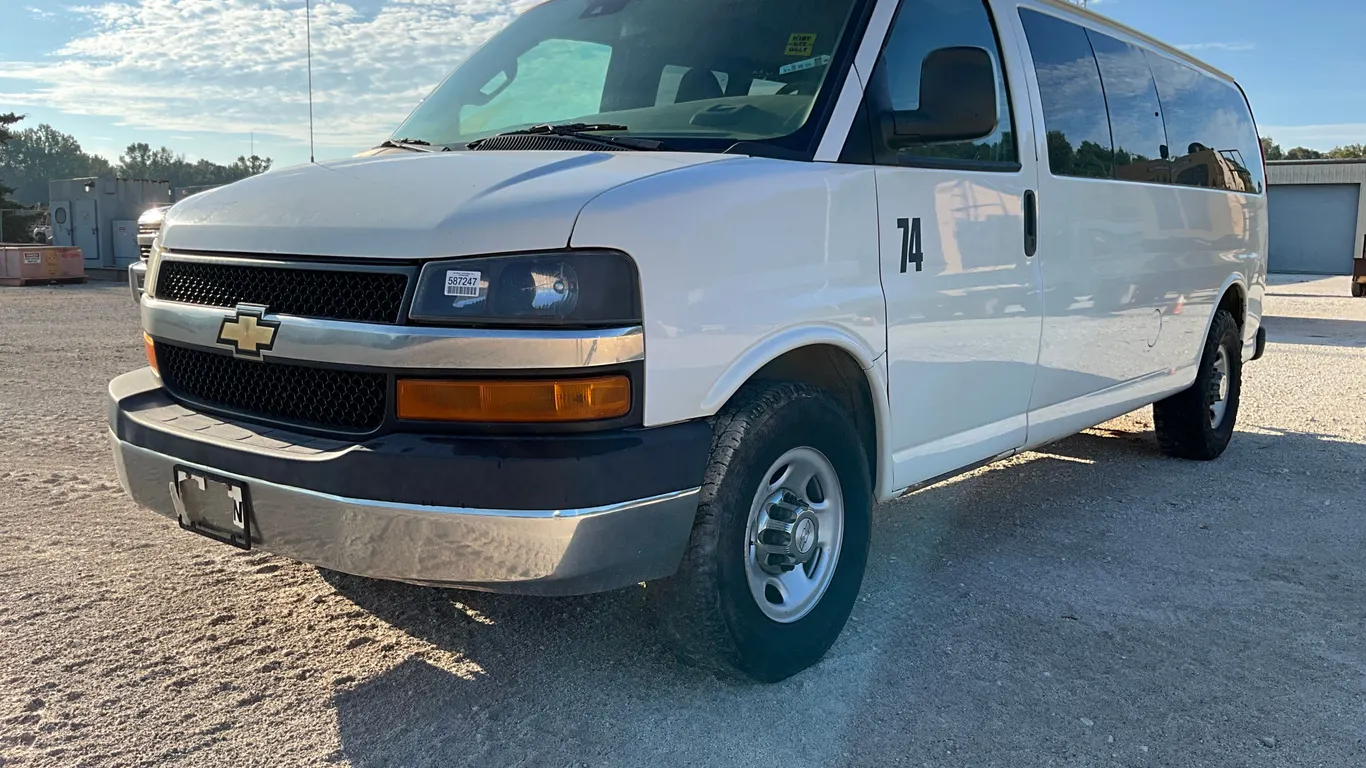 2019 CHEVROLET EXPRESS 2WD VIN: 1GAZGPFG5K1297059