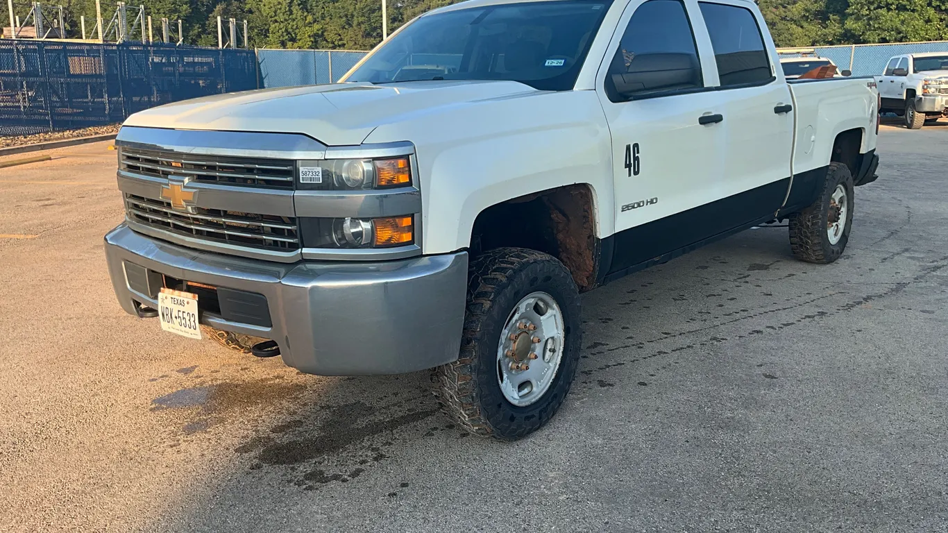 2017 CHEVROLET 2500 HD CREW CAB 4X4 PICKUP VIN: 1GC1KUEG5HF193234