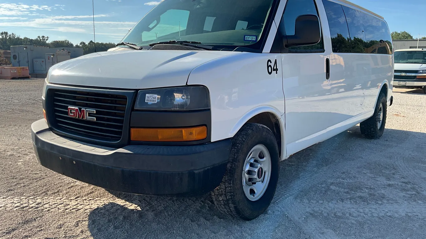 2019 GMC SAVANA 2WD VIN: 1GJZ7NFG2K1344844