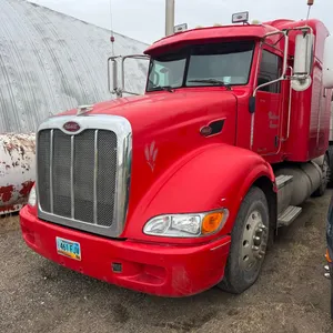 2012 Peterbilt 386 triaxle sleeper