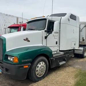 2005 Kenworth T600 AeroCab sleeper