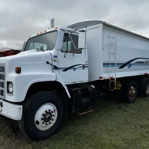 1988 International S2300 triaxle