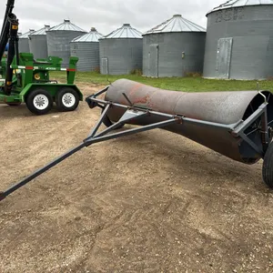 Buhler Farm King 9.5' steel canola roller