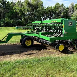 John Deere 750 Grain Drill