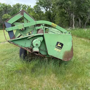 John Deere 224 Header
