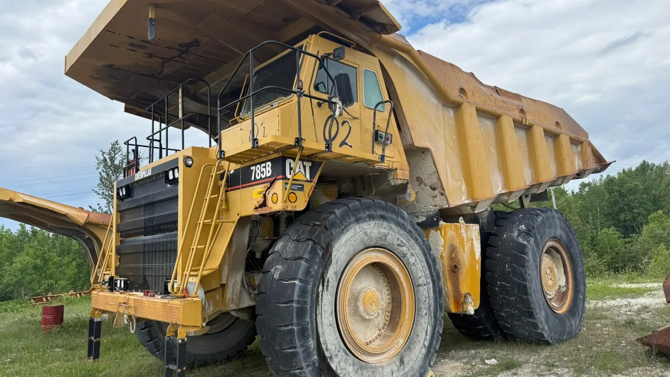 Cat 785B Haul Truck