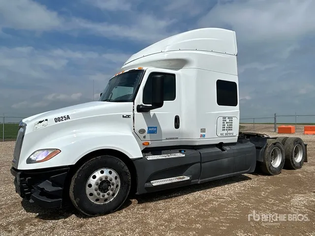 2019 International LT625 6x4 T/A Sleeper Truck Tractor