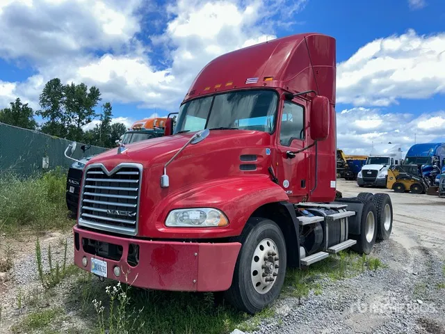 2015 Mack CXU613 6x4 T/A Day Cab Truck Tractor (Inoperable)