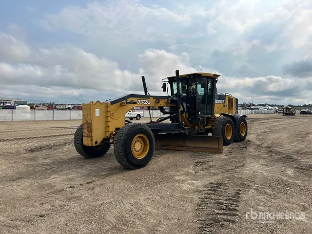 2009 John Deere 772G AWD Motor Grader