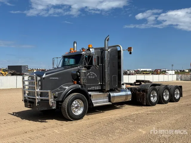 2020 Kenworth T800 8x6 Tri/A Sleeper Truck Tractor