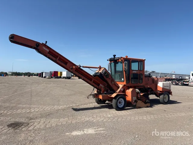 2007 Broce MK1 Self-Propelled Broom