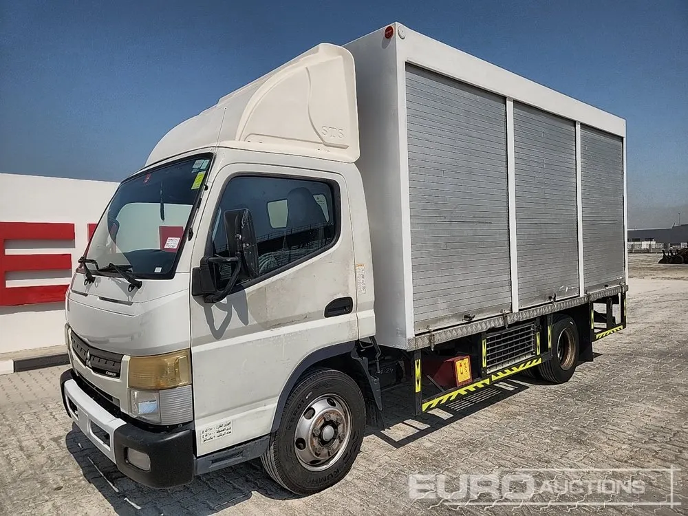 2020 Mitsubishi Canter