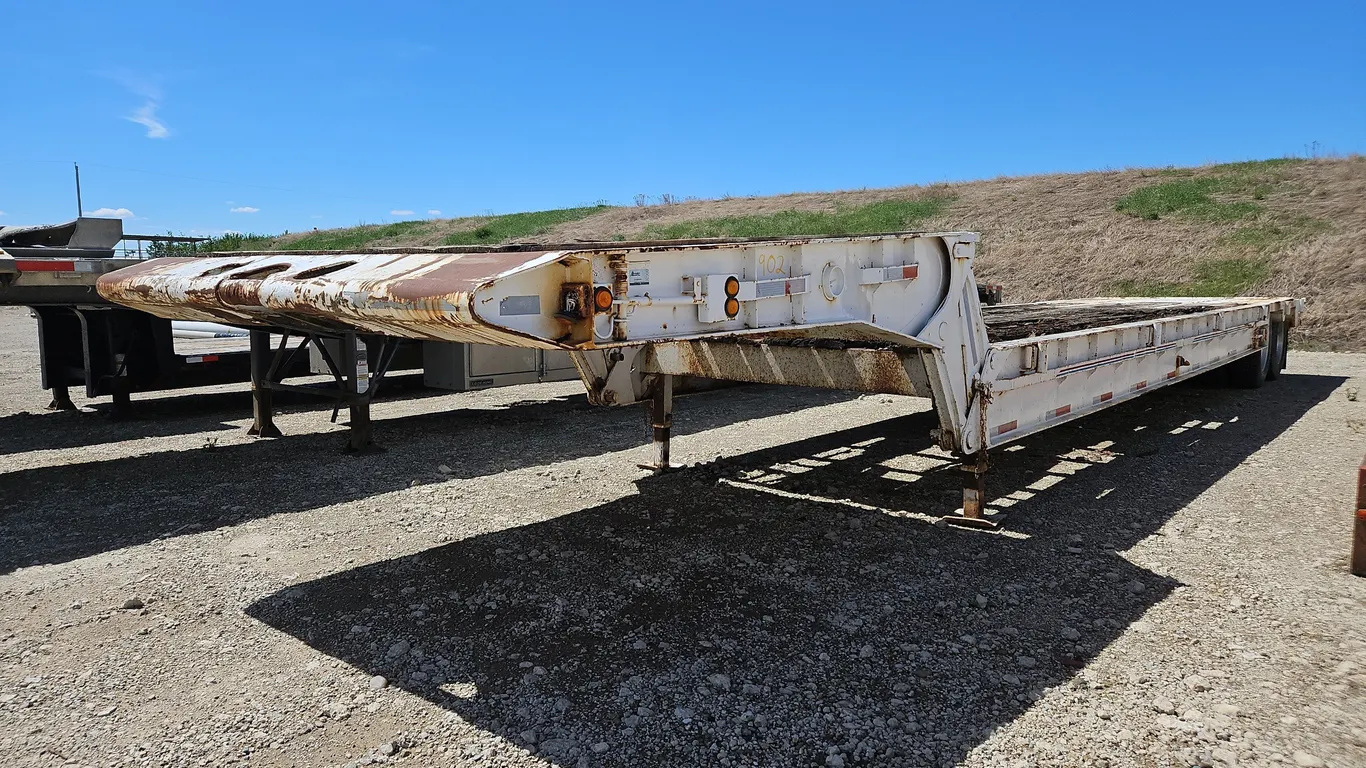T/A 37ft Scissor Neck
