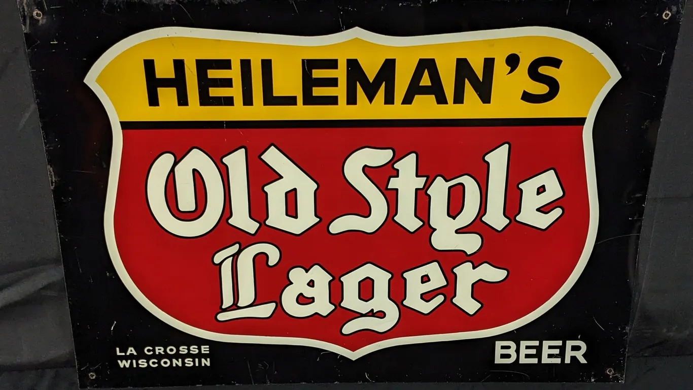 TIN SIGN HEILEMANS OLD STYLE LAGER BEER LA CROSSE WISCONSIN