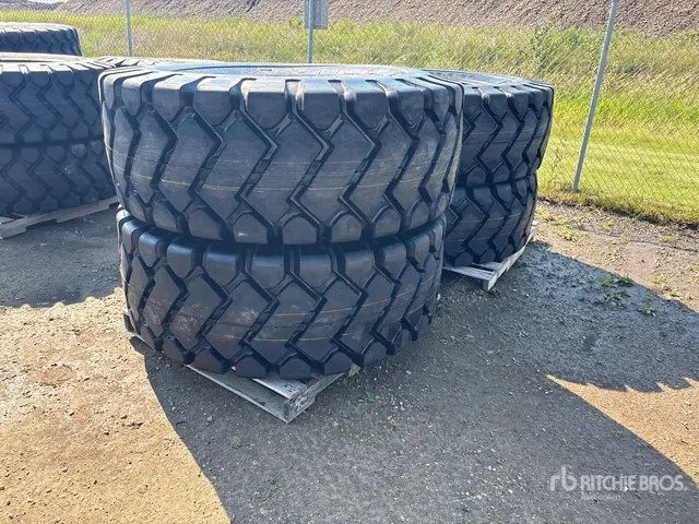 Quantity of (4) Maverick 23.5x25 E3/L3 Tires (Unused)