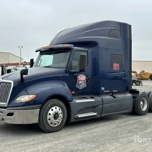2018 International LT625 6x4 T/A Sleeper Truck Tractor