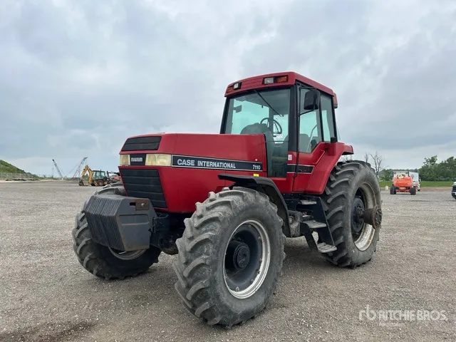 1990 Case IH 7110 4WD Tractor