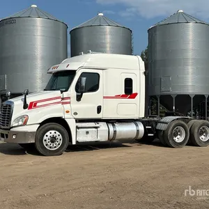2017 Freightliner Cascadia 125 6x4 T/A Sleeper Truck Tractor