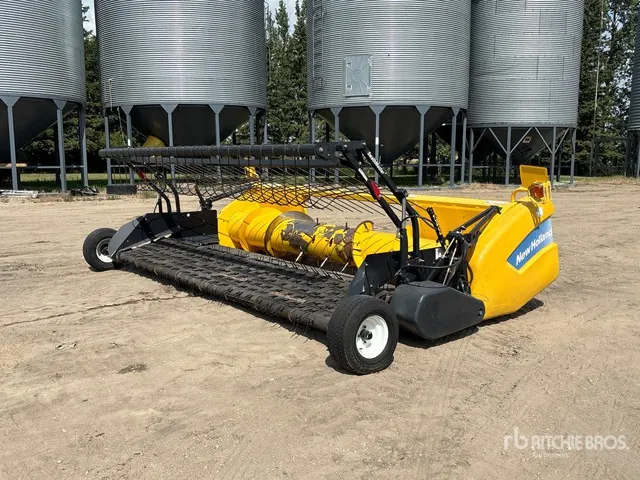 2010 New Holland 76C 14 ft Combine Pickup Header