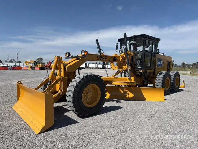 2026 SEM 922F Motoconformadora (Sin Usar) / Motor Grader (Unused)