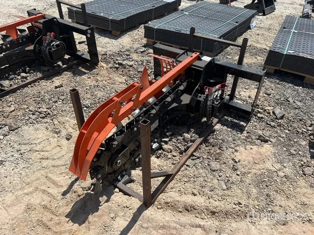 2026 GIYI D39 39 in Skid Steer Trencher (Unused)