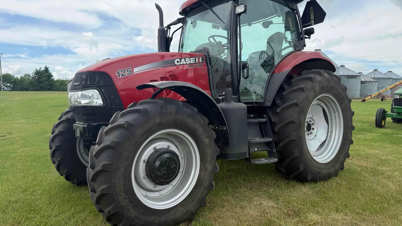 2008 Case IH Maxxum 125 Tractor