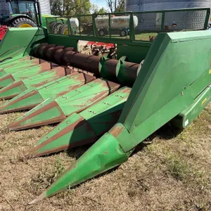John Deere  835A Header