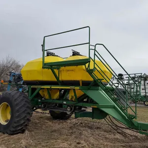 John Deere 1900 Airseeder