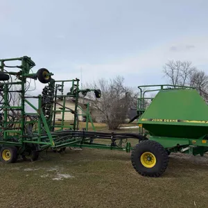 John Deere 777 Airseeder
