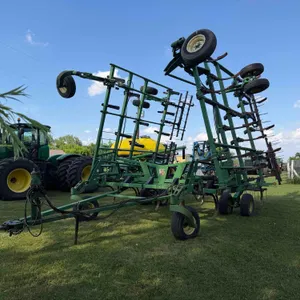 John Deere Cultivator