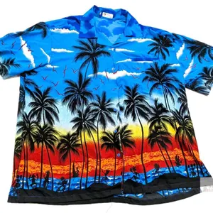 Size 4XL Men's V.H.O. Jamaican Beach Party Hawaiian-Style Short Sleeve Button-Up Top, In Good Condition, Light Wear