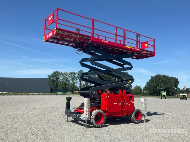 2025 Magni ES1523RT.2 4x4 Electric Scissor Lift (Unused)