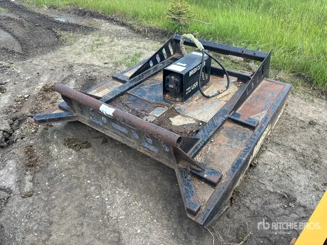 68 in Skid Steer Hydraulic Brush Cutter