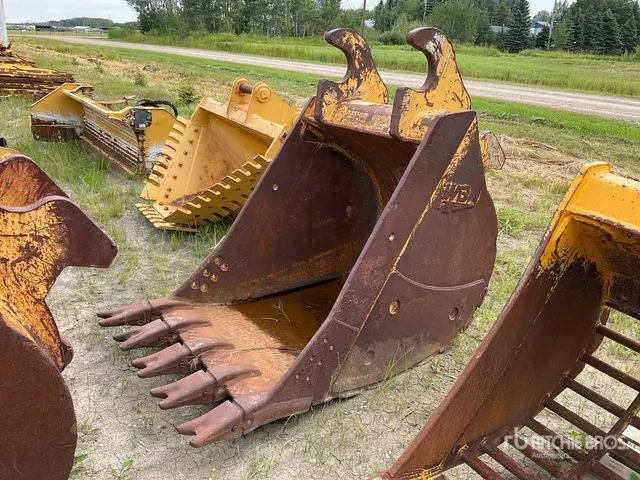WBM 48 in 2.25 cyd Q/C Digging Excavator Bucket - Fits Cat 400 Series
