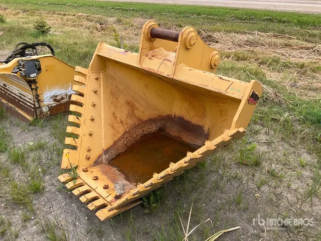 WBM V-Ditching Excavator Bucket - Fits Cat 323F (Unused)