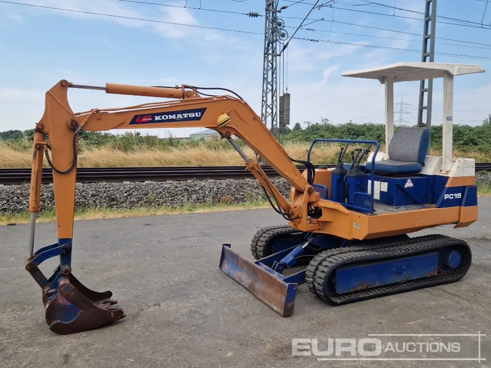 Komatsu PC15-2