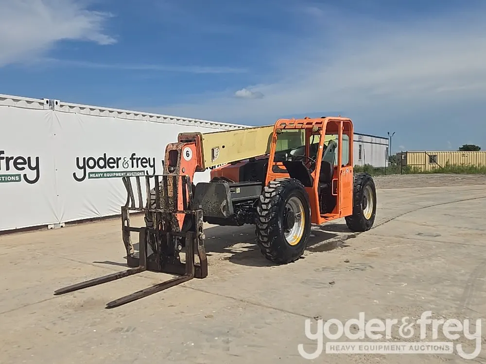 2012 JLG G6-42A