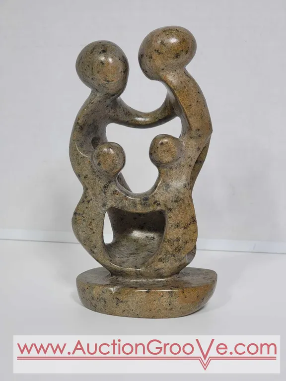 Shona Family of 4. 8.5 x 4 x 7.5. D6