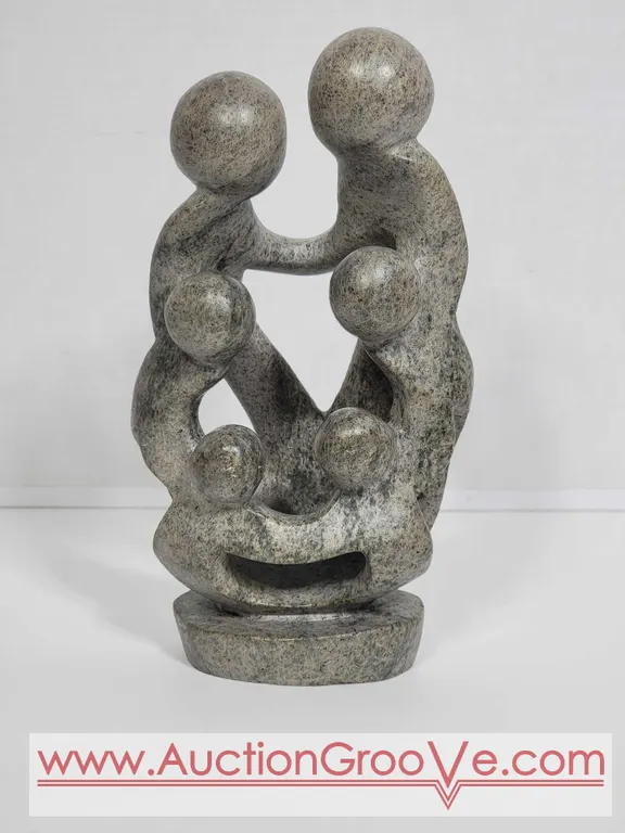 Shona Family of 6. 9 x 5 x 2. D6