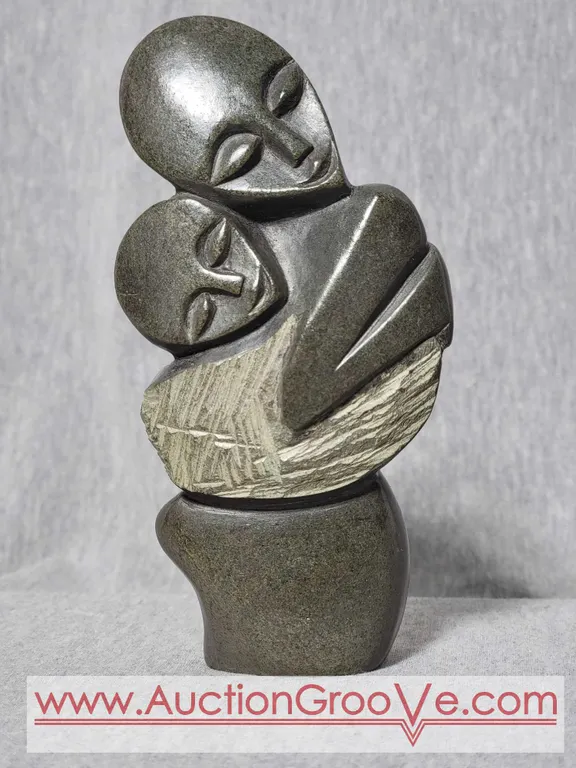 Shona Mother Carrying Child. Signed by Artist Farai Tendai. 5.5 x 3 x 1.5. B3